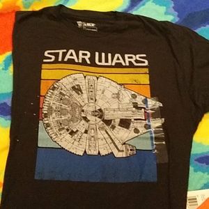 Officially license Star Wars M.Falcon tee